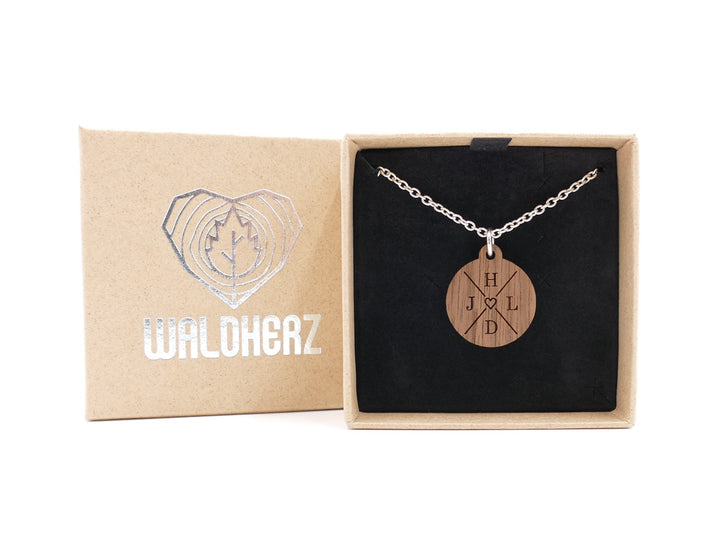 Silber Halskette personalisiert "X Herz" Walnussholz