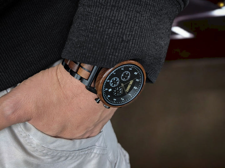 Armbanduhr "NORDHAIN" | Walnussholz / Schwarz