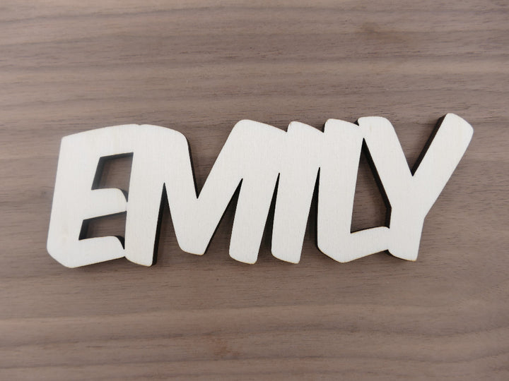 Personalisierter 3D Schriftzug aus Holz "Großbuchstaben"