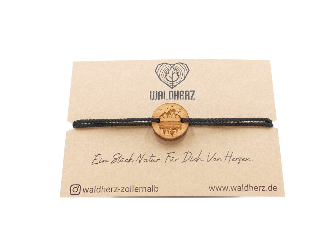 Feines Eco Armband ''Berge und Wald'' Kirschholz