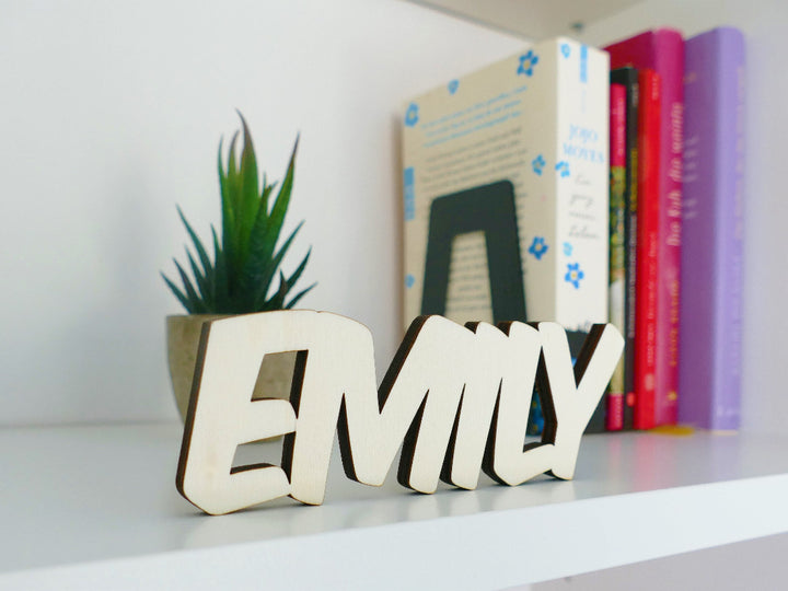 Personalisierter 3D Schriftzug aus Holz "Großbuchstaben"